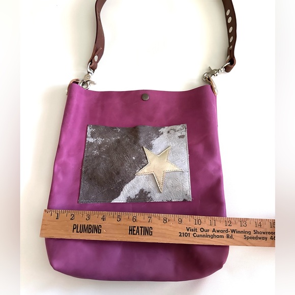 B.A.G. Bad A💗💗 Girls crossbody all leather purse - Picture 11 of 16